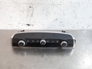 Usados Panel de control de calefacción Audi A3 Sportback (8VA/8VF) 1.6 TDI Ultra 16V Precio € 121,00 IVA incluido ofrecido por Autohandel Didier