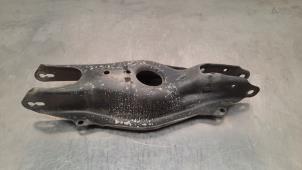 Used Rear lower wishbone, left Mercedes C (W205) C-200 1.5 EQ Boost Price € 42,35 Inclusive VAT offered by Autohandel Didier