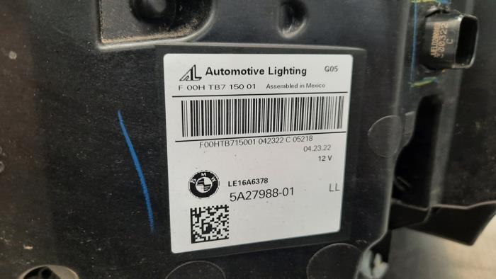 Headlight, right from a BMW X5 (G05) xDrive 45 e iPerformance 3.0 24V 2022