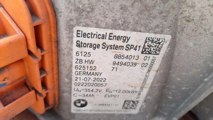 Battery (Hybrid) from a BMW 3 serie Touring (G21) 330e 2.0 TwinPower Turbo 16V 2022