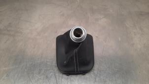 Used Gear stick cover Hyundai i30 (PDEB5/PDEBB/PDEBD/PDEBE) 2.0 N Turbo 16V Performance Pack Price on request offered by Autohandel Didier