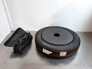 Used Jackkit + spare wheel Peugeot 208 II (UB/UH/UP) 1.5 BlueHDi 100 Price on request offered by Autohandel Didier