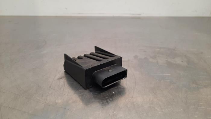 Usagé Module pompe carburant Volkswagen Tiguan (AD1) 2.0 TDI 16V BlueMotion Techn.SCR 4Motion Prix € 30,25 Prix TTC proposé par Autohandel Didier