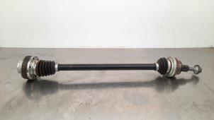 Used Drive shaft, rear right Volkswagen Tiguan (AD1) 2.0 TDI 16V BlueMotion Techn.SCR 4Motion Price € 121,00 Inclusive VAT offered by Autohandel Didier
