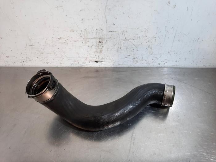 Gebrauchte Intercooler Schlauch Mercedes E (W212) E-350 CDI BlueEfficiency 3.0 V6 24V Preis € 24,20 Mit Mehrwertsteuer angeboten von Autohandel Didier