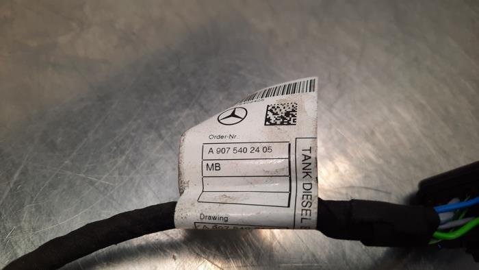 Mazo de cables de un Mercedes-Benz Sprinter 3,5t (907.6/910.6) 315 CDI 2.0 D RWD 2023