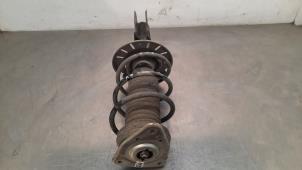 Used Front shock absorber, right Peugeot 308 SW (L4/L9/LC/LJ/LR) 1.5 BlueHDi 130 Price € 90,75 Inclusive VAT offered by Autohandel Didier