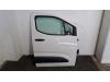 Door 2-door, right from a Opel Combo Cargo, 2018 1.5 CDTI 100, Delivery, Diesel, 1,499cc, 75kW (102pk), FWD, D15DT; DV5RD, 2018-08, EFYHY; EFYHT 2023
