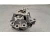 Engine mount from a Opel Astra K, 2015 / 2022 1.6 CDTI 136 16V, Hatchback, 4-dr, Diesel, 1.598cc, 100kW (136pk), FWD, B16DTH, 2015-06 / 2022-12, BD6EG; BE6EG; BF6EG 2019