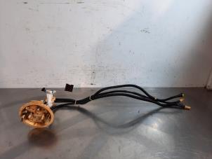 Used Electric fuel pump Mercedes E (W212) E-350 CDI BlueEfficiency 3.0 V6 24V Price on request offered by Autohandel Didier