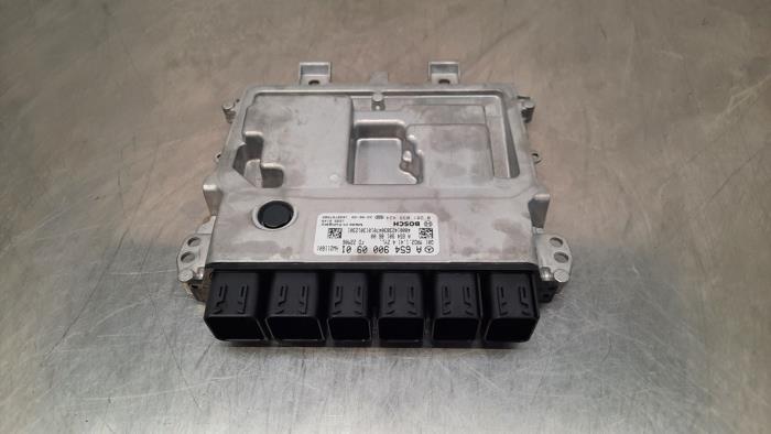 Used Engine management computer Mercedes C Estate (S206) C-200d 2.0 Turbo 16V Price € 332,75 Inclusive VAT offered by Autohandel Didier