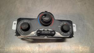 Used Air conditioning control panel Renault Kangoo/Grand Kangoo (KW) 1.5 Blue dCi 80 Price € 66,55 Inclusive VAT offered by Autohandel Didier