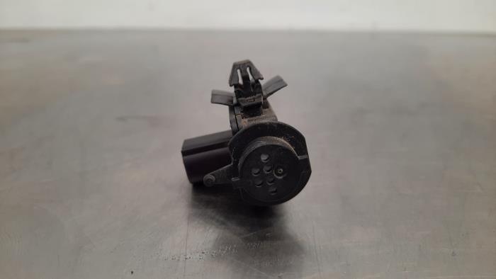 Begagnade Utetemperatursensor BMW X1 (F48) sDrive 16d 1.5 12V TwinPower Pris € 24,20 Inklusive moms erbjuds av Autohandel Didier