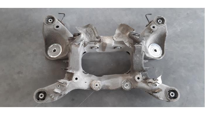 Begagnade Underram Landrover Range Rover IV (LG) 4.4 SDV8 32V Pris € 459,80 Inklusive moms erbjuds av Autohandel Didier