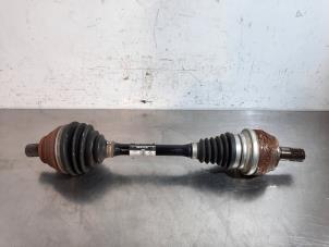 Used Front drive shaft, left Cupra Formentor 1.5 TSI 16V Price on request offered by Autohandel Didier