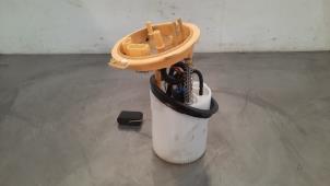 Used Electric fuel pump Volkswagen Golf VIII Variant (GC5) 2.0 TDI BlueMotion 16V Price on request offered by Autohandel Didier