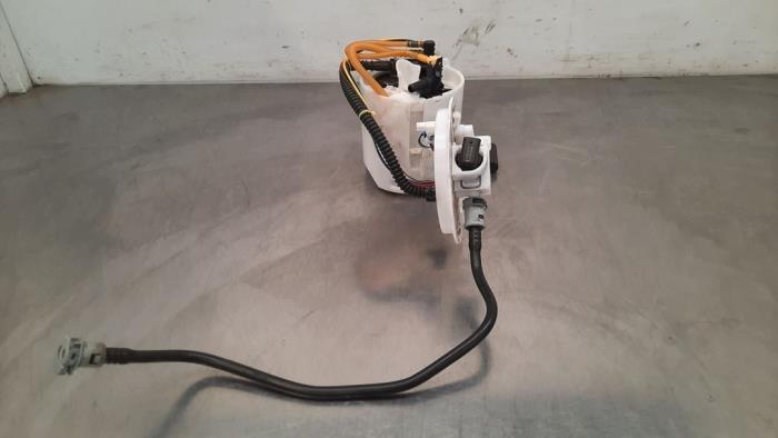 Usagé Pompe d'injection Mercedes A-Klasse AMG (177.0) 2.0 A-35 AMG Turbo 16V 4Matic Prix € 102,85 Prix TTC proposé par Autohandel Didier
