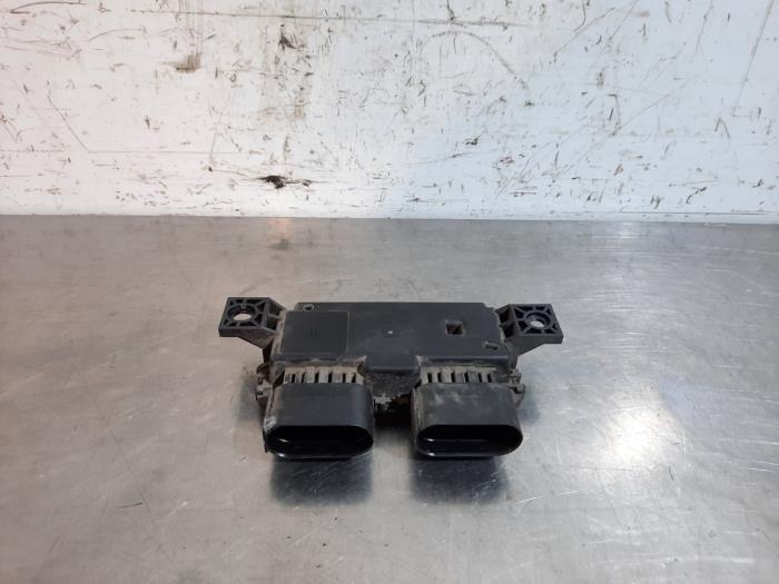Usagé Module pompe carburant Mercedes A (177.0) 1.5 A-180d Prix € 24,20 Prix TTC proposé par Autohandel Didier