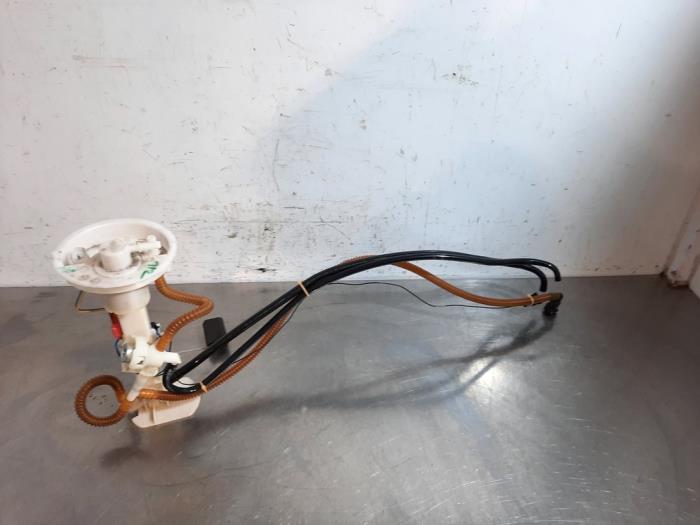 Gebrauchte Kraftstoffpumpe Elektrisch BMW X5 (E70) xDrive 50i 4.4 V8 32V Preis € 60,50 Mit Mehrwertsteuer angeboten von Autohandel Didier