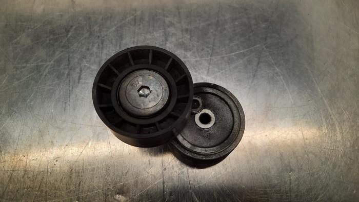 Usados Rodillo tensor correa múltiple Maserati Grecale 3.0 V6 Trofeo Q4 Precio € 42,35 IVA incluido ofrecido por Autohandel Didier