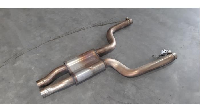 Gebrauchte Auspuff Mitteldämpfer Maserati Grecale 3.0 V6 Trofeo Q4 Preis € 266,20 Mit Mehrwertsteuer angeboten von Autohandel Didier