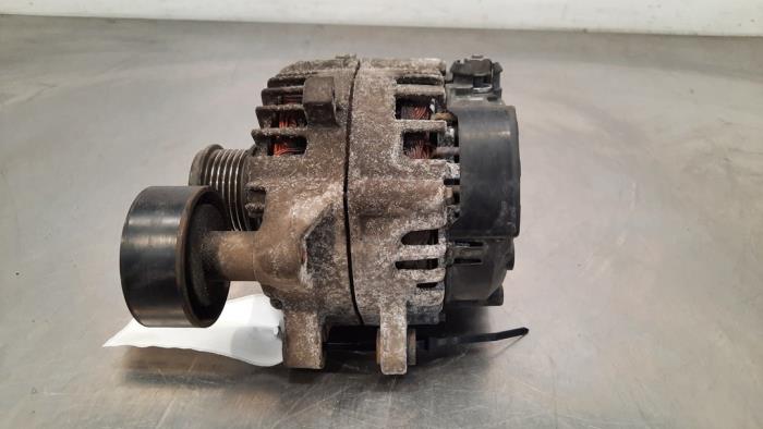 Dynamo från en Ford Transit Custom 2.0 TDCi 16V Eco Blue 130 2021