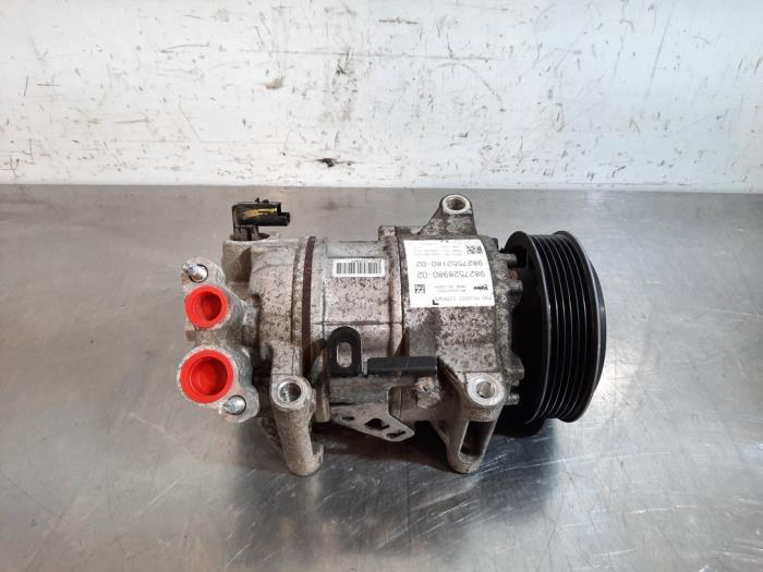 Usagé Pompe clim Peugeot 308 (L3/L8/LB/LH/LP) 1.5 BlueHDi 100 Prix € 133,10 Prix TTC proposé par Autohandel Didier