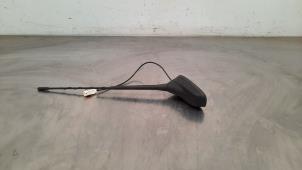 Used Antenna Opel Corsa F (UB/UH/UP) 1.2 12V 75 Price € 30,25 Inclusive VAT offered by Autohandel Didier