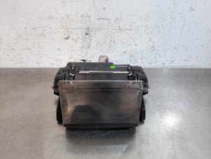 Begagnade Head-up-display (HUD) Volkswagen Tiguan (AD1) 2.0 TDI 16V BlueMotion Technology SCR Pris € 665,50 Inklusive moms erbjuds av Autohandel Didier