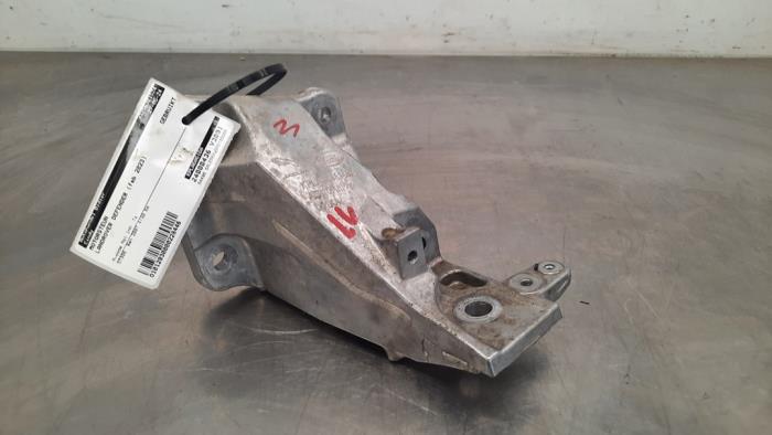 Used Engine mount Landrover Defender II 90 3.0 D300 MHEV Price € 36,30 Inclusive VAT offered by Autohandel Didier