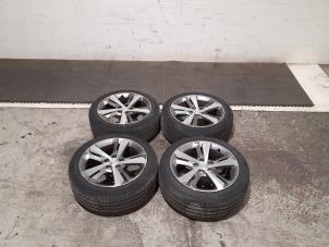 Usagé Kit jantes + pneumatiques Peugeot 308 SW (L4/L9/LC/LJ/LR) 1.5 BlueHDi 130 Prix € 635,25 Prix TTC proposé par Autohandel Didier