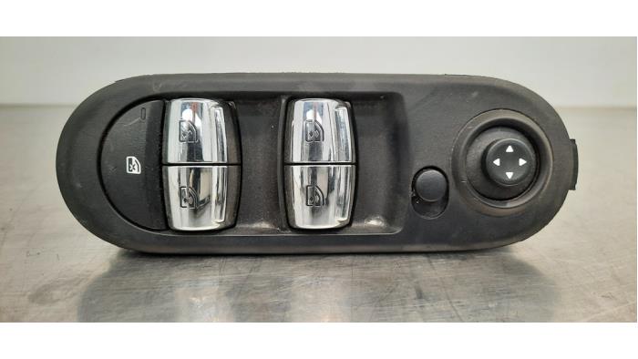 Usados Interruptor combinado de ventanillas Mini Mini (F55) 1.5 12V Cooper D Precio € 54,45 IVA incluido ofrecido por Autohandel Didier