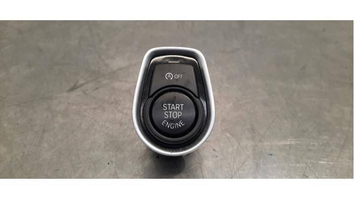 Używane Przelacznik Start/Stop BMW 2 serie (F22) 218d 2.0 16V Cena € 18,15 Z VAT oferowane przez Autohandel Didier