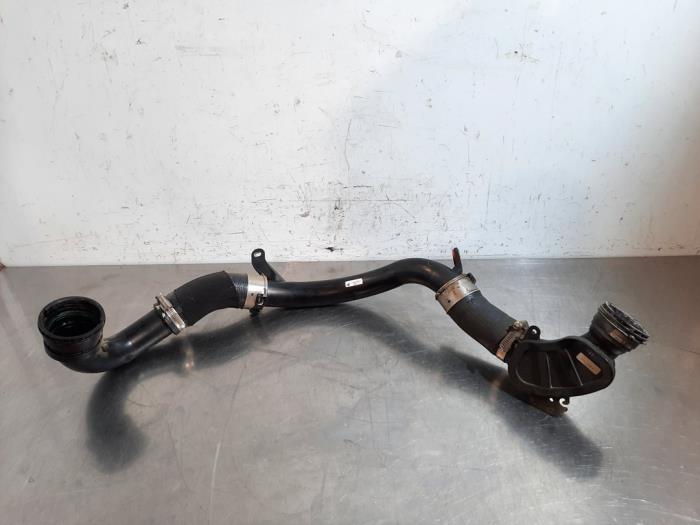 Gebrauchte Intercooler Schlauch Landrover Range Rover Evoque II (LZC/LZS/LZH) Preis € 30,25 Mit Mehrwertsteuer angeboten von Autohandel Didier