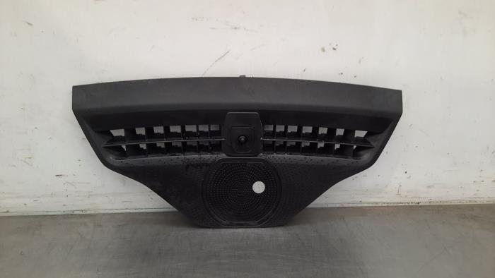 Używane Rózne elementy plastikowe Peugeot 308 (F3/FB/FH/FM/FP) 1.2 12V PureTech 130 Cena € 60,50 Z VAT oferowane przez Autohandel Didier