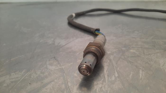 Nox Sensor van een Audi Q5 Sportback (FYS/FYT) 2.0 35 TDI Mild hybrid 16V 2022
