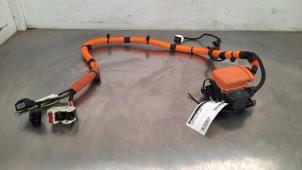 Usados Conexión de conector de punto de carga Peugeot 3008 II (M4/MC/MJ/MR) 1.6 16V HYbrid 225 Precio € 266,20 IVA incluido ofrecido por Autohandel Didier