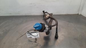 Usagé Tube de remplissage adblue réservoir BMW X4 (G02) xDrive 30d 3.0 TwinPower Turbo 24V Prix € 66,55 Prix TTC proposé par Autohandel Didier