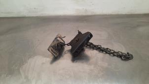 Used Spare wheel mechanism Ford Ranger 2.0 EcoBlue 16V 4x4 Price € 66,55 Inclusive VAT offered by Autohandel Didier