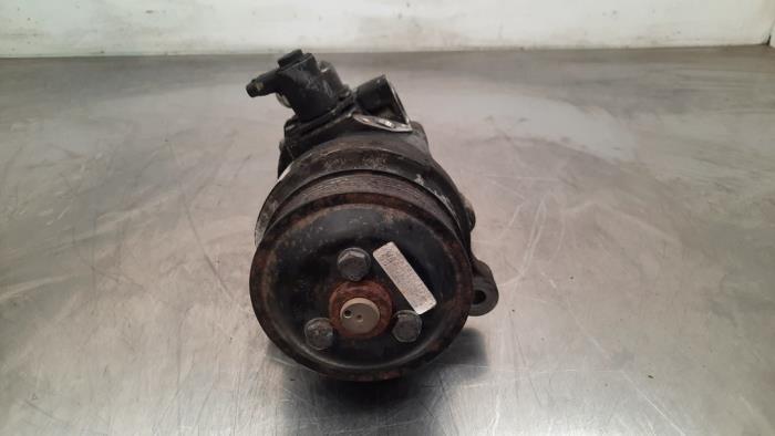 Usagé Pompe de direction BMW X6M (E71/72) 4.4i V8 Turbo 32V Prix € 332,75 Prix TTC proposé par Autohandel Didier