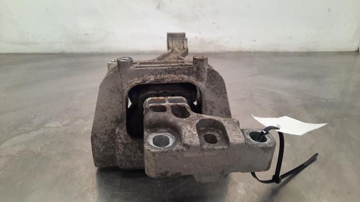 Used Engine mount Audi A3 Sportback (8VA/8VF) 1.6 TDI Ultra 16V Price € 30,25 Inclusive VAT offered by Autohandel Didier