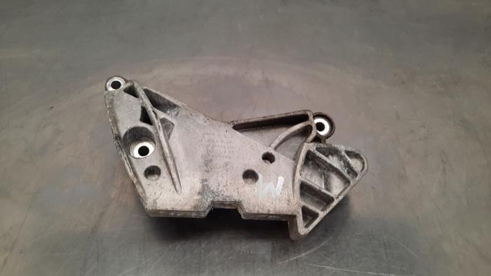 Used Engine mount Volkswagen Tiguan (AD1) 2.0 TSI 16V 4Motion Price € 36,30 Inclusive VAT offered by Autohandel Didier