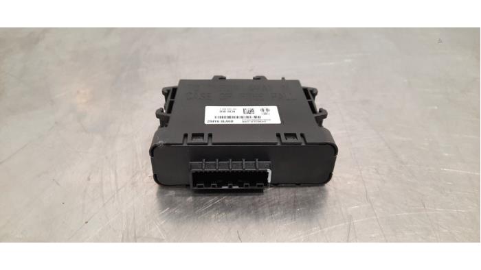 Usados Módulo Gateway Renault Captur II (RJB) 1.0 TCe 12V Precio € 60,50 IVA incluido ofrecido por Autohandel Didier