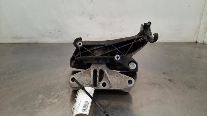 Used Engine mount Peugeot Partner (EA//EF/EN/EU) 1.5 BlueHDi 75 Price € 30,25 Inclusive VAT offered by Autohandel Didier