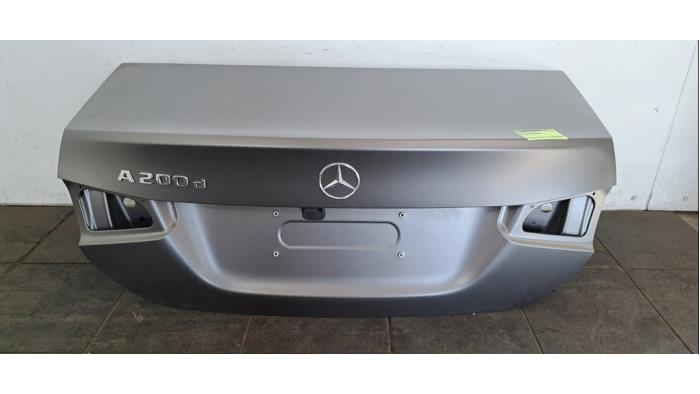 Gebrauchte Heckklappe Mercedes A Limousine (177.1) 2.0 A-200d Preis € 592,90 Mit Mehrwertsteuer angeboten von Autohandel Didier