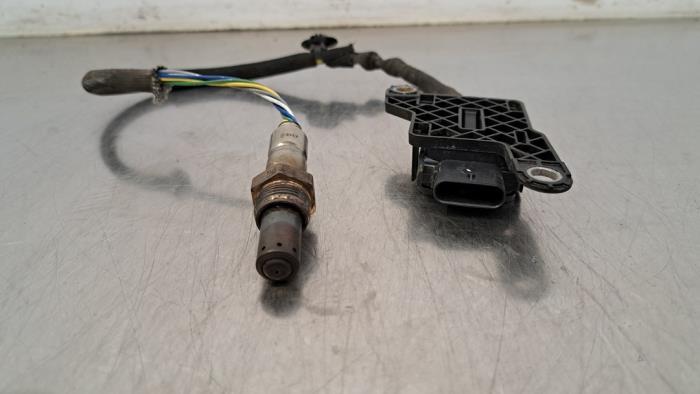 Gebrauchte Nox Sensor Citroen C4 Cactus (0B/0P) 1.5 Blue HDi 100 Preis € 60,50 Mit Mehrwertsteuer angeboten von Autohandel Didier