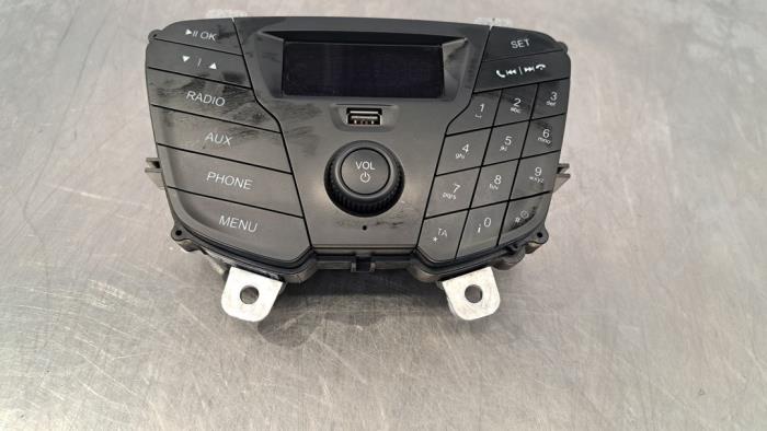 Begagnade Kontrollenhet, multimedia Ford Transit Courier 1.0 Ti-VCT EcoBoost 12V Pris € 199,65 Inklusive moms erbjuds av Autohandel Didier