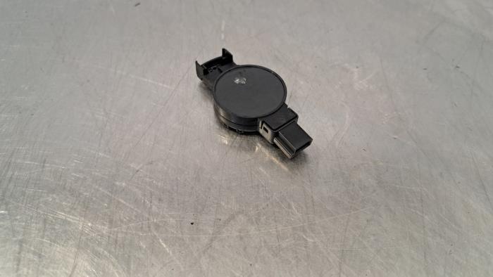 Begagnade Regnsensor BMW 1 serie (F40) 118i 1.5 TwinPower 12V Pris € 24,20 Inklusive moms erbjuds av Autohandel Didier