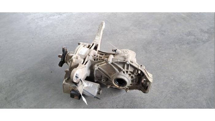 Gebrauchte Differential hinten Mercedes GLB AMG (247.6) 2.0 35 AMG Turbo 16V 4-Matic Preis € 1.633,50 Mit Mehrwertsteuer angeboten von Autohandel Didier