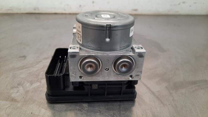Gebrauchte ABS Pumpe Ford Fiesta 7 1.0 EcoBoost 12V Hybrid 125 Preis € 199,65 Mit Mehrwertsteuer angeboten von Autohandel Didier